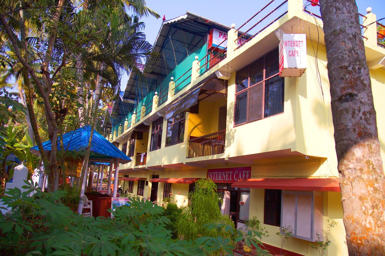 Panchavadi Ayurvedic Beach Resort Varkala Bagian luar foto
