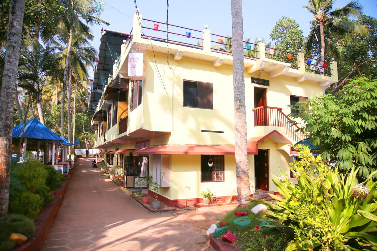Panchavadi Ayurvedic Beach Resort Varkala Bagian luar foto